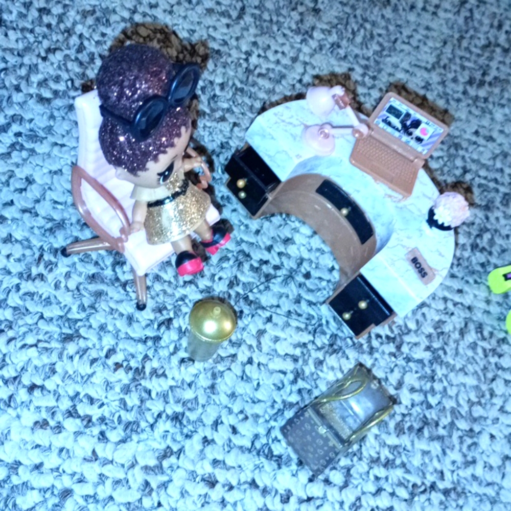 Lol doll and desk